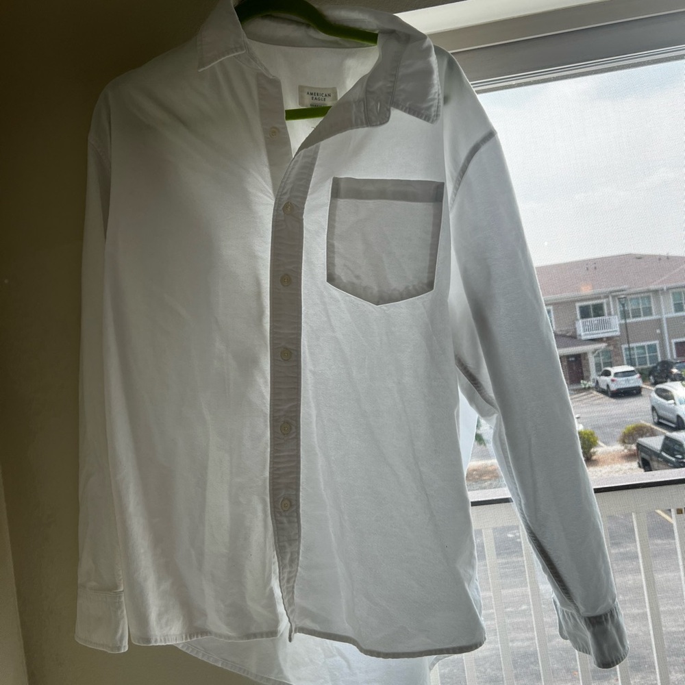 American Eagle Outfitters White Casual Button Down Shirt